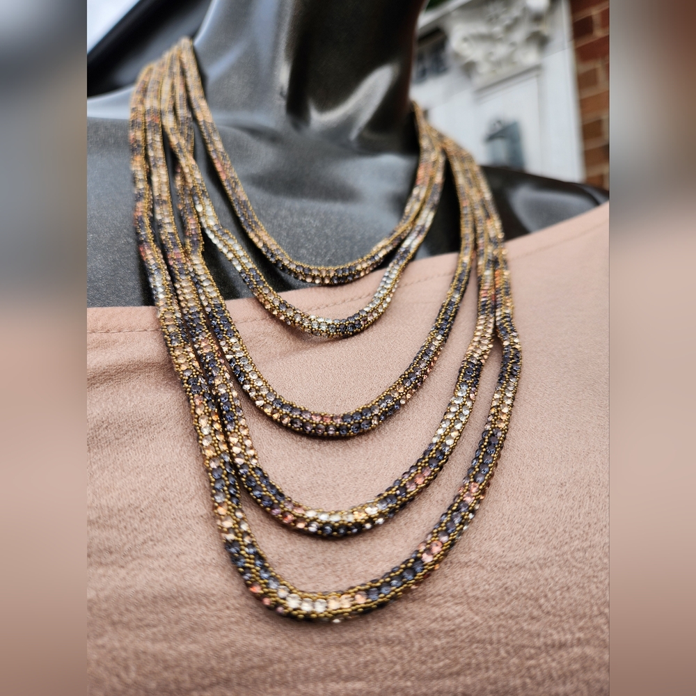 Elegant Multicolor Layered Necklace - Snake print